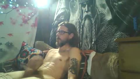 viking43211 online show from October 2025 09:52:02 AM