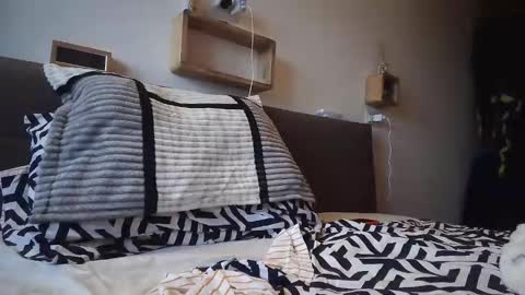 Snapshot of viking8819 chatting on October 2025 10:49:01 AM viking8819 online show from October 2025 10:49:01 AM