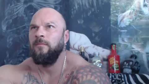 Snapshot of viking_me chatting on June 2026 06:40:02 AM viking online show from June 2026 06:40:02 AM