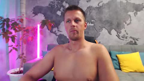 Snapshot of vikingchrisss chatting on October 2025 10:13:01 AM vikingchrisss online show from October 2025 10:13:01 AM