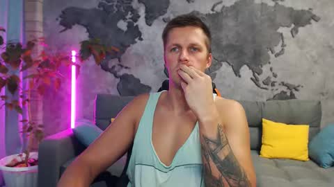 Snapshot of vikingchrisss chatting on October 2025 09:49:01 AM vikingchrisss online show from October 2025 09:49:01 AM