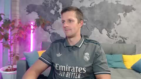 Snapshot of vikingchrisss chatting on November 2025 10:27:01 AM vikingchrisss online show from November 2025 10:27:01 AM