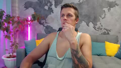 Snapshot of vikingchrisss chatting on November 2025 11:32:02 AM vikingchrisss online show from November 2025 11:32:02 AM