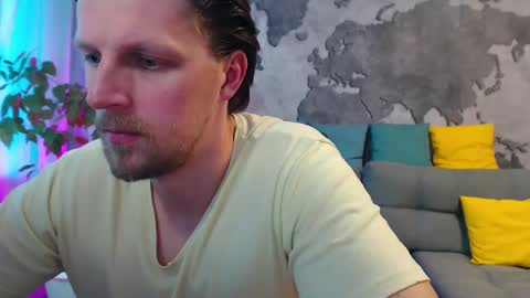 vikingchrisss online show from April 2026 10:18:02 AM