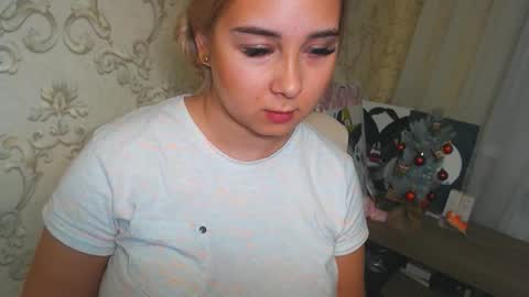 Snapshot of vikiwaitingforyou chatting on January 2026 01:46:02 PM Vitoria online show from January 2026 01:46:02 PM