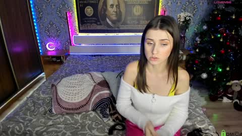 Snapshot of vikki_and_george chatting on January 2025 11:02:02 PM vikki and george online show from January 2025 11:02:02 PM