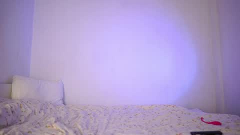 VIKKI online show from April 2026 09:42:02 AM