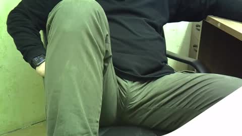 Snapshot of viknik16cm chatting on October 2025 04:58:01 AM viknik16cm online show from October 2025 04:58:01 AM