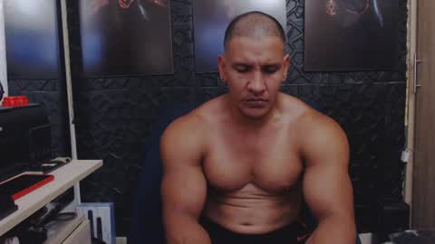 Snapshot of viktorherrera chatting on July 2026 08:24:02 PM Viktor Herrera online show from July 2026 08:24:02 PM