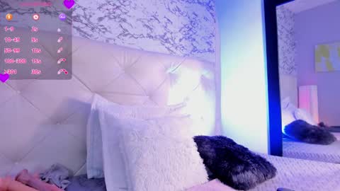 Snapshot of viktoria_davis_ chatting on February 2025 10:50:01 PM Viktoria online show from February 2025 10:50:01 PM