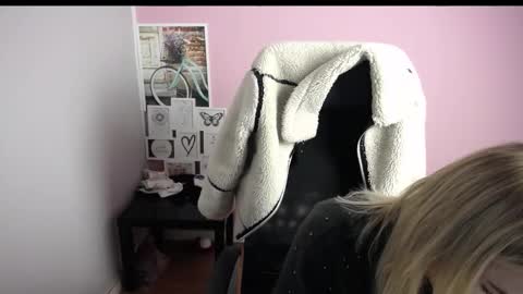 viktoria_lovely online show from November 2025 10:04:01 AM