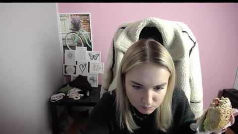 viktoria_lovely online show from January 2026 09:23:02 AM