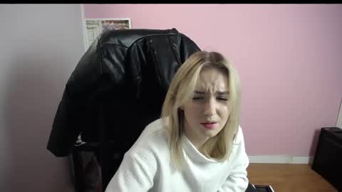 viktoria_lovely online show from January 2026 12:42:02 PM