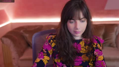 Snapshot of viktoria_storm chatting on December 2024 11:46:01 PM Alisa online show from December 2024 11:46:01 PM