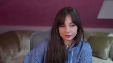 Snapshot of viktoria_storm chatting on January 2025 03:04:02 AM Alisa online show from January 2025 03:04:02 AM