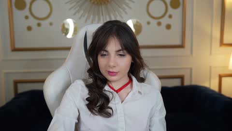 Snapshot of viktoria_storm chatting on January 2025 08:06:02 PM Alisa online show from January 2025 08:06:02 PM