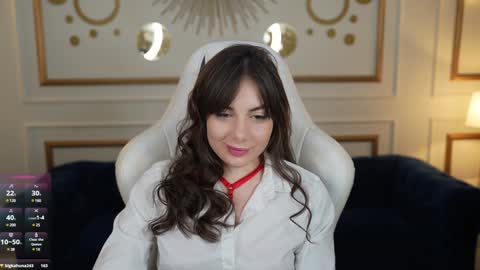 Snapshot of viktoria_storm chatting on January 2025 11:10:01 PM Alisa online show from January 2025 11:10:01 PM