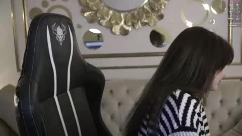 Snapshot of viktoria_storm chatting on February 2025 10:52:02 PM Alisa online show from February 2025 10:52:02 PM