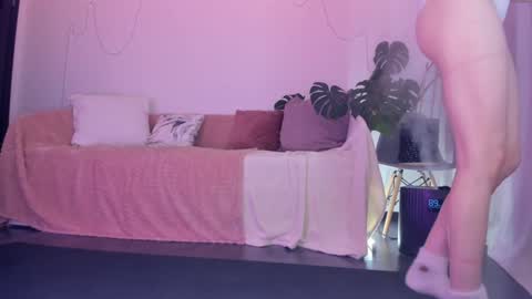 Vikky online show from December 2024 10:05:02 AM