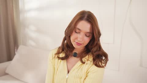 Snapshot of villanelle_l chatting on February 2026 11:14:02 AM Lana online show from February 2026 11:14:02 AM