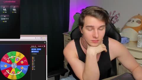 Snapshot of vincent__strong chatting on November 2025 07:53:01 AM Vincent Strong online show from November 2025 07:53:01 AM