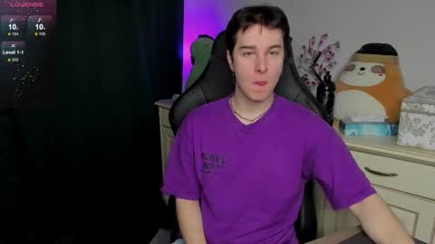 Snapshot of vincent__strong chatting on January 2026 08:30:01 AM Vincent Strong online show from January 2026 08:30:01 AM