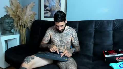 Vincent Sartori online show from October 2025 06:21:01 PM