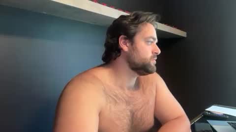 Snapshot of vinfaro27 chatting on October 2025 05:30:02 PM Vinfaro27 online show from October 2025 05:30:02 PM