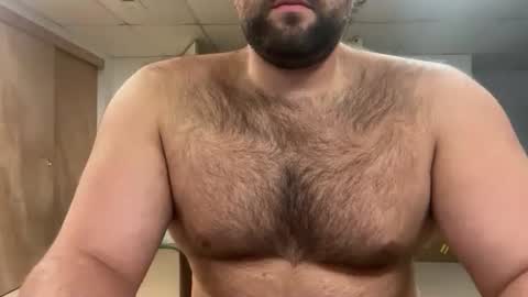 Snapshot of vinfaro27 chatting on November 2025 11:58:01 PM Vinfaro27 online show from November 2025 11:58:01 PM