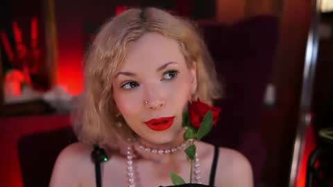 Snapshot of vinyl_kiss chatting on July 2026 09:20:01 PM Carrie Next streams Sat Sun 3pm-11pm EST online show from July 2026 09:20:01 PM