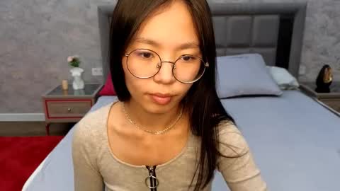 violadaviss online show from September 2025 12:22:02 AM