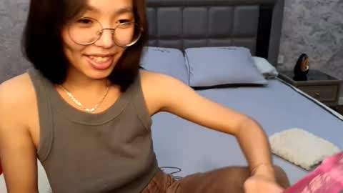 violadaviss online show from September 2025 12:22:02 AM