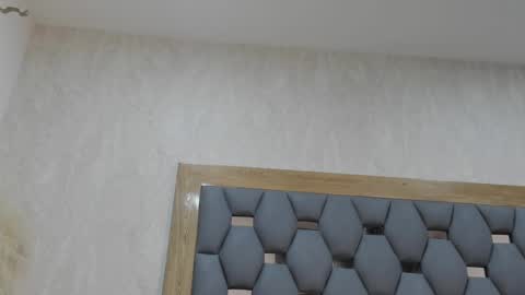 Snapshot of violeet_gray chatting on February 2025 06:15:02 AM violeet_gray online show from February 2025 06:15:02 AM
