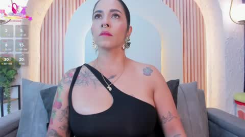 Snapshot of violeet_scottt chatting on July 2026 10:10:02 AM Violette online show from July 2026 10:10:02 AM