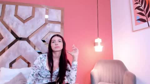 Snapshot of violet22smith chatting on April 2026 12:09:02 PM KARLA GAEZ online show from April 2026 12:09:02 PM