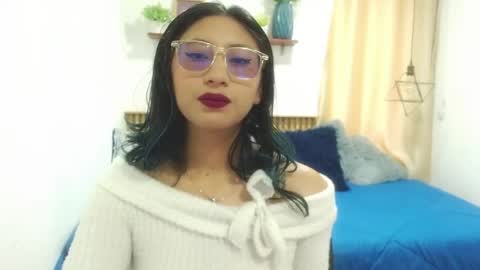 Snapshot of violet_2003 chatting on May 2026 02:01:02 PM V I O L E T online show from May 2026 02:01:02 PM