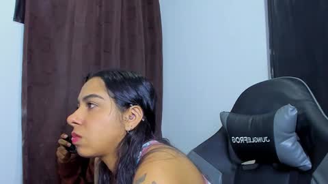 Violet and Myers online show from January 2026 08:14:01 PM