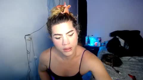 violet_hyuga online show from November 2025 02:03:01 AM