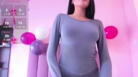 violet online show from November 2025 12:59:02 PM