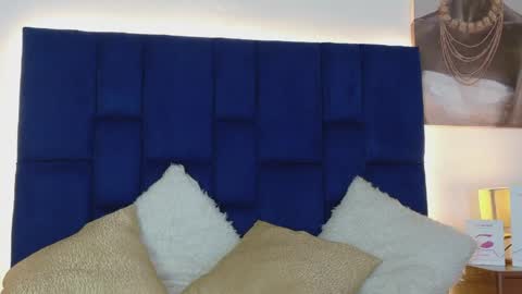 Snapshot of violet_queen2 chatting on May 2026 06:48:02 PM Mary online show from May 2026 06:48:02 PM