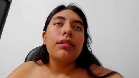 Snapshot of violet_sg chatting on July 2026 03:09:01 PM violet online show from July 2026 03:09:01 PM