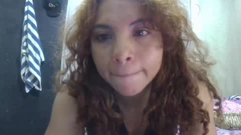 Snapshot of violet_smmithh chatting on June 2026 02:24:02 AM Violet online show from June 2026 02:24:02 AM