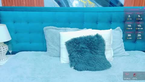 Violeta  online show from April 2026 10:01:02 AM