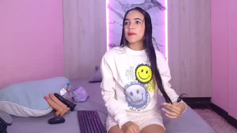Violeta online show from May 2026 12:03:02 PM