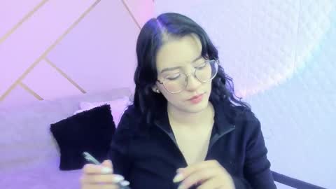     online show from January 2026 09:18:02 PM