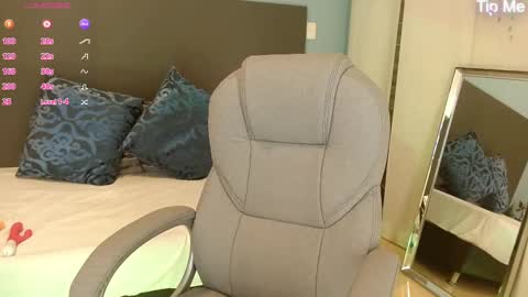 Snapshot of violeta_leon chatting on September 2025 06:29:02 AM Violeta leon online show from September 2025 06:29:02 AM