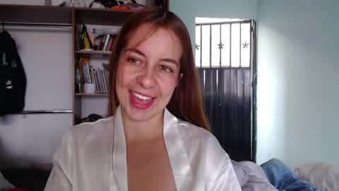 Snapshot of violeta_peter69 chatting on July 2026 08:05:01 PM Violeta Peter online show from July 2026 08:05:01 PM