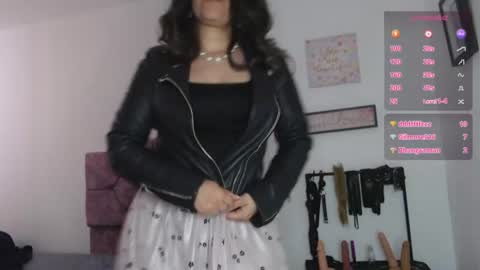 Snapshot of violeta_scott_ chatting on June 2026 02:36:01 PM violeta_scott_ online show from June 2026 02:36:01 PM