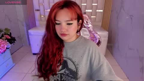 Snapshot of violeta_sub chatting on January 2025 01:32:01 PM IG violeta sub online show from January 2025 01:32:01 PM