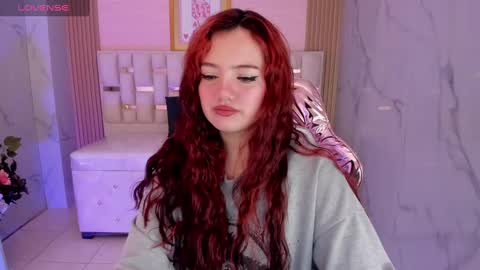 Snapshot of violeta_sub chatting on January 2025 01:05:01 PM IG violeta sub online show from January 2025 01:05:01 PM